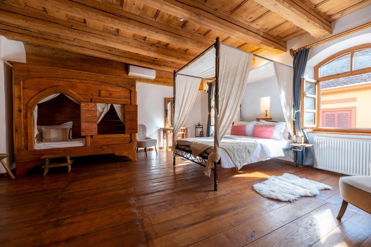 Boutique Hotel Von Graf Segesvár Kültér fotó